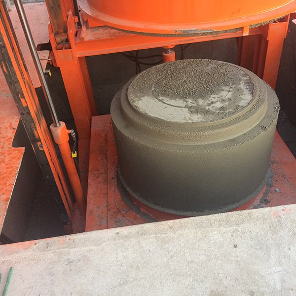 Фото 16. Ø800 mm – Ø1200 mm beton üzüklərin istehsalı üçün avadanlıq